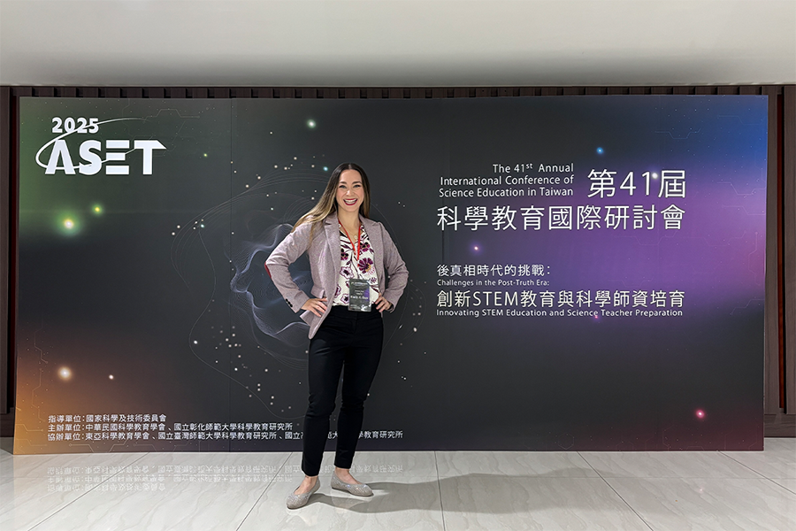 Emily Dare in Taiwan